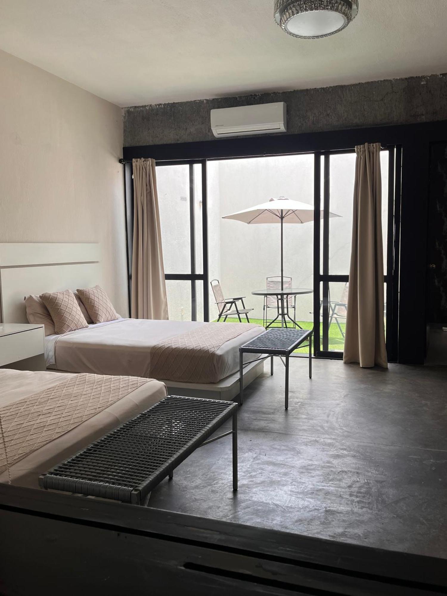 Aura Hotel B&B 틀라케파케 외부 사진