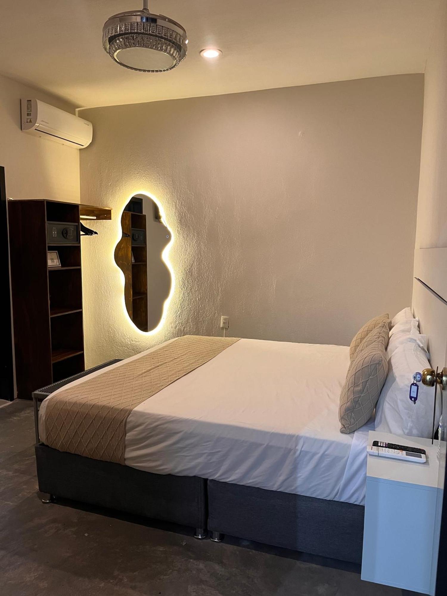 Aura Hotel B&B 틀라케파케 외부 사진
